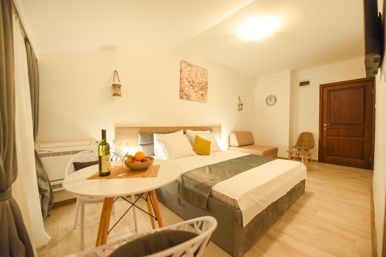 Korzo Apartmani 포드고리차 외부 사진